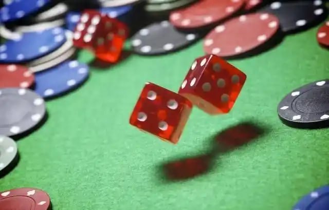 Ilustrasi keamanan data dan privasi pengguna pada layanan digital bazokabet